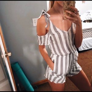 AEO off the shoulder tied striped romper